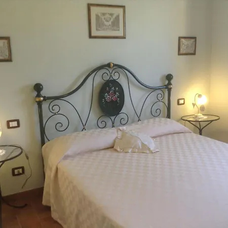 Mira Villa Cortona