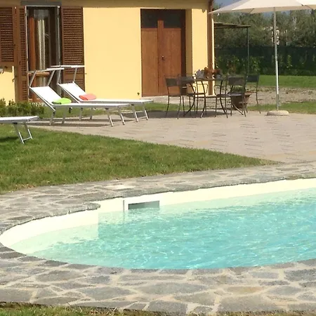 Mira * Cortona