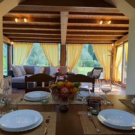 Mira Villa Cortona