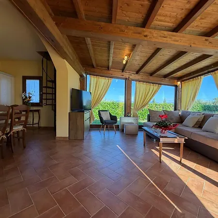 Villa Mira